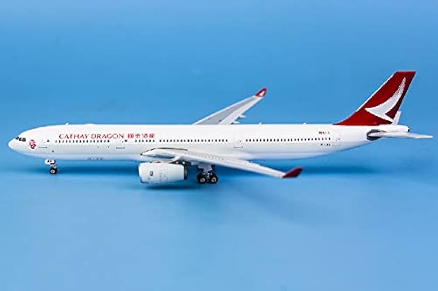 Amazon.com: Phoenix Cathay Dragon A330-300 B-LAA 1/400